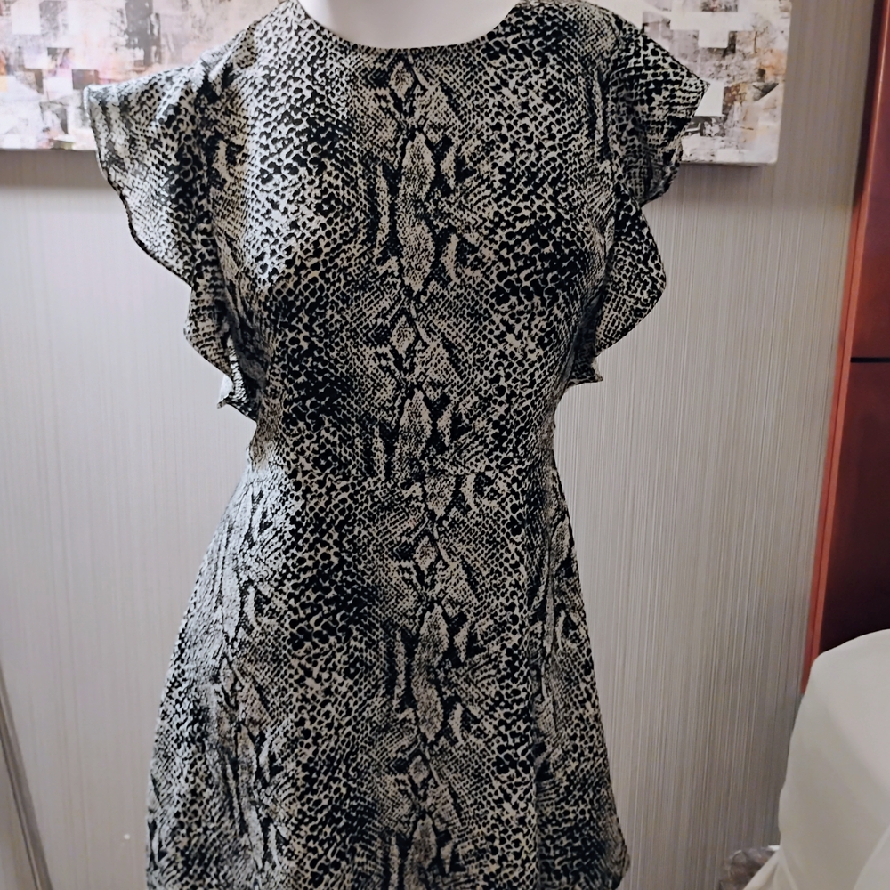 Who What Wear Black and Gray A-line Mini Dress